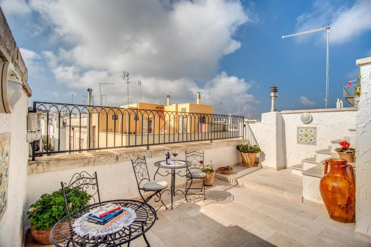 Palazzo Stunis - Dimora Di Charme Bed and Breakfast Ostuni Εξωτερικό φωτογραφία