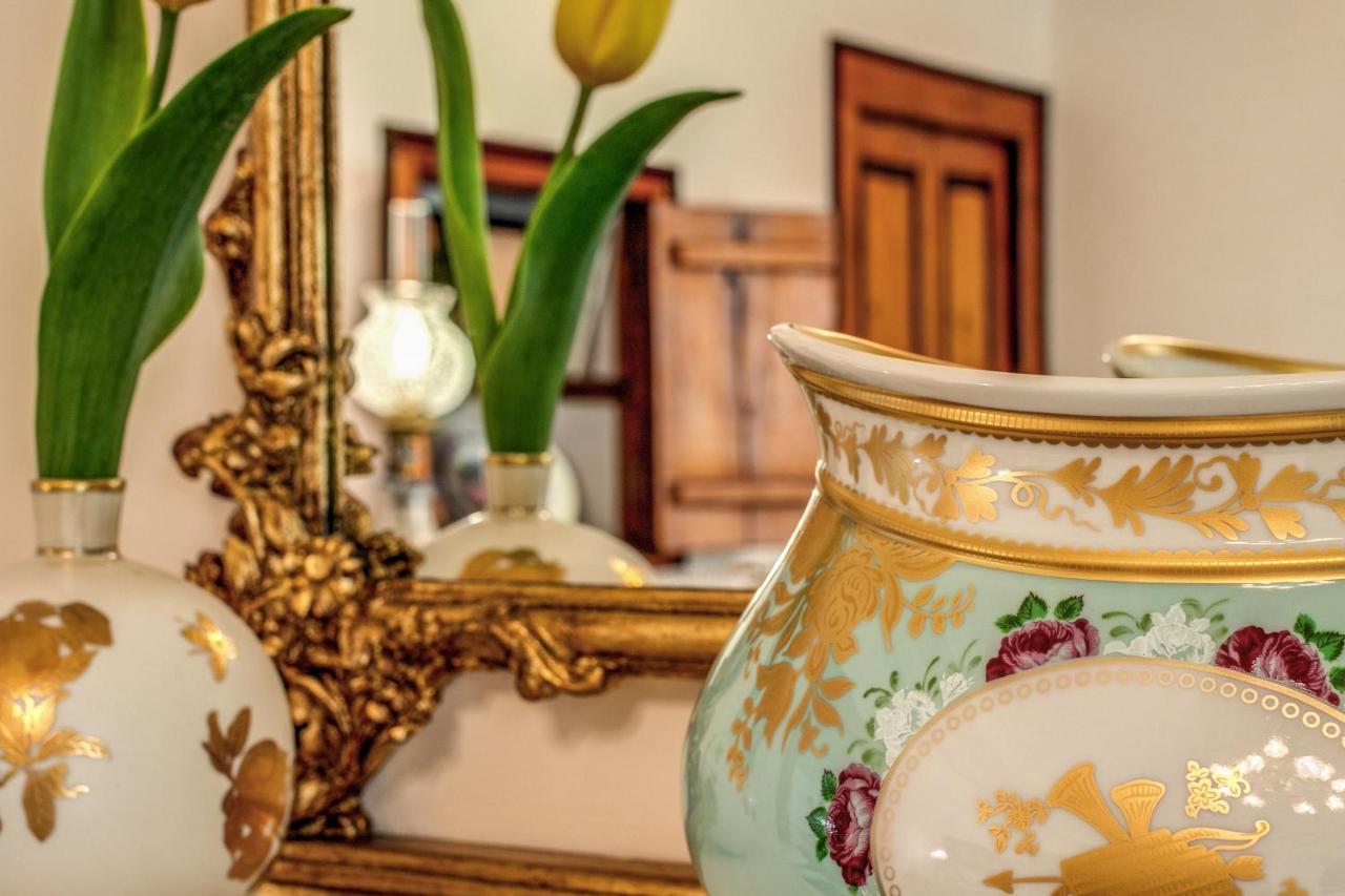 Palazzo Stunis - Dimora Di Charme Bed and Breakfast Ostuni Εξωτερικό φωτογραφία